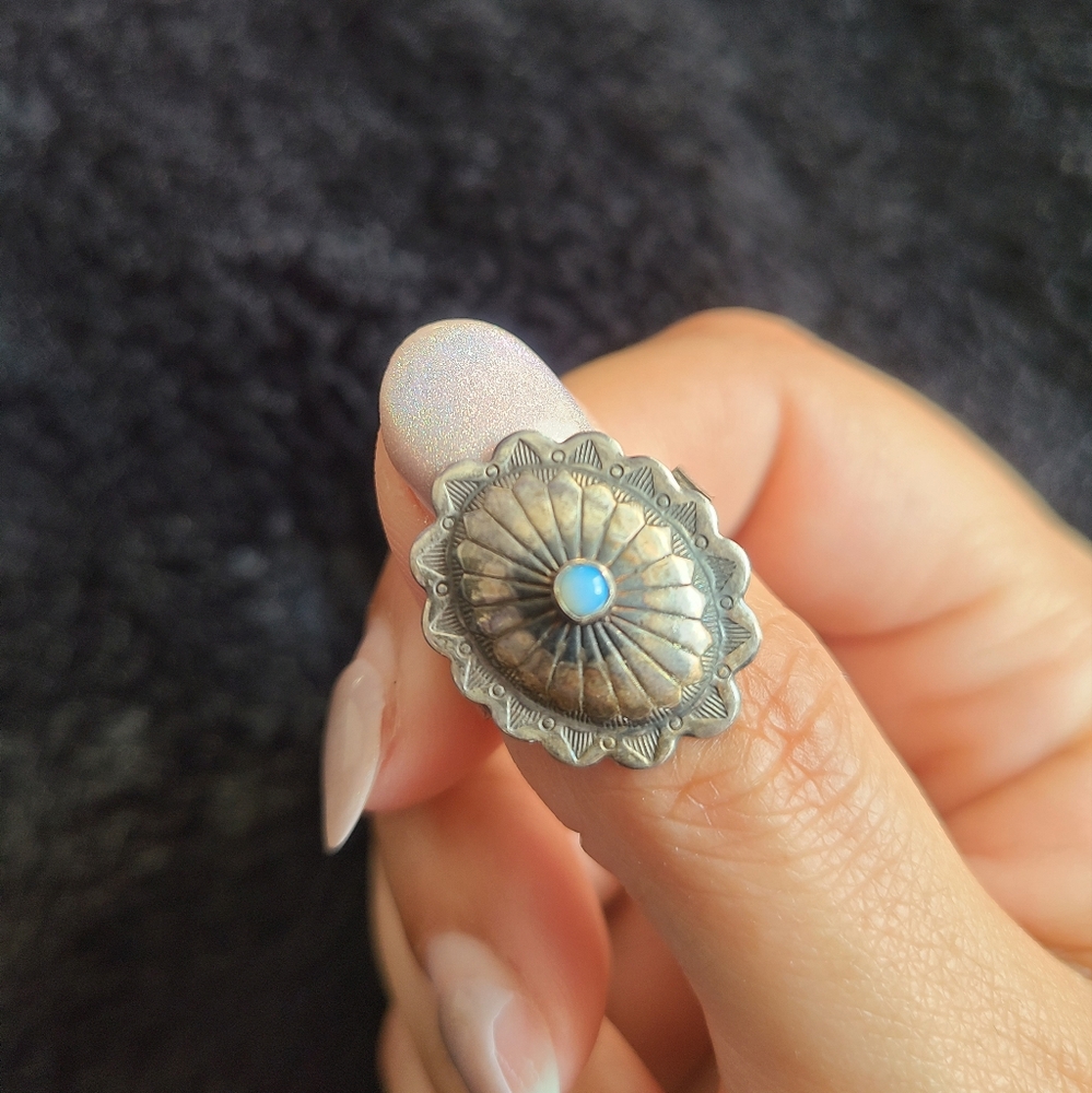 Silver conch moonstone ring ~handmade~